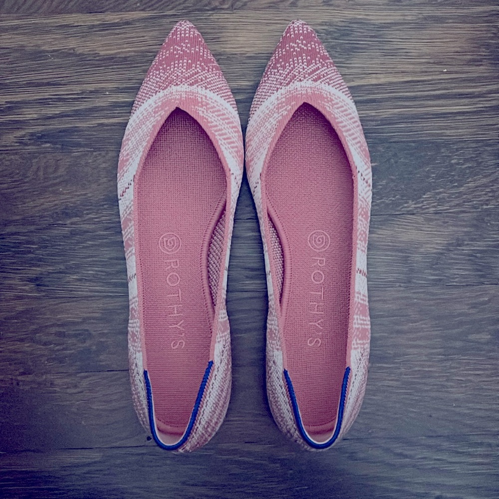 NIB Rare Rothy’s Pink Plaid Size 10